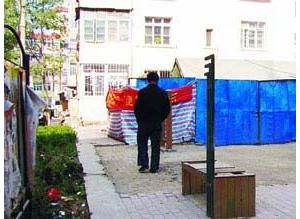 部分居民不让建换热站,施工耽误一个月