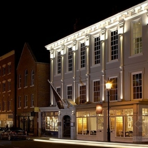 ؾOddfellows ChesterƵװ