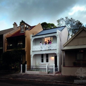 ĴϤTHE SKYLIGHT HOUSE
