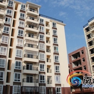斥资1600多万元违规建房 竣工成“楼歪歪”