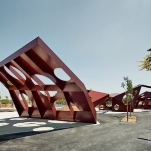 Batlle i Roig ArquitectesƵ޳Ķ๦ܽṹ