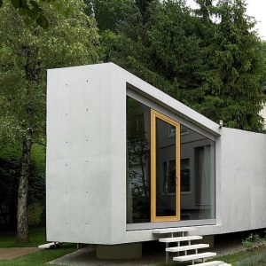 House H·