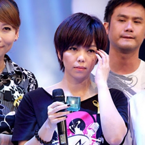 台风莫拉克摧毁张惠妹豪宅 短短3天痛失2亲人
