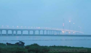 绍兴大桥“架”出发展新天地