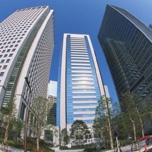 莫让各地摩天大楼成攀比工具