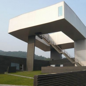 steven holl: 南京艺术建筑博物馆竣工