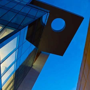 Broadway Malyan事务所的英国Bournville学院建成