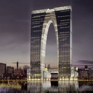 “世界最大门型建筑”苏州合龙