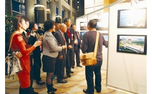 “质量石狮”城市建设摄影展在香港展出