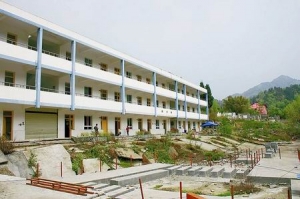 当年“最牛教学楼”如今成学习地震避险场所