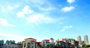东莞官员占地建别墅群被称“中南海”
