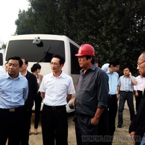 陈刚副市长到市政在施工地进行调研