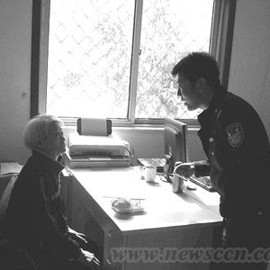 念亲心切 偷偷跑出来看孙子迷路