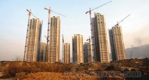 住建部:明年实际在建保障房将达1800万套