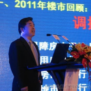 顾云昌:2011年调控为房地产“挤泡沫”