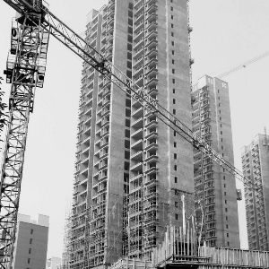摆脱“房地产依赖”任重道远