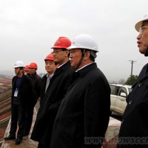 卢春房视察中铁一局沪昆客专工地 称赞路基施工水平很高