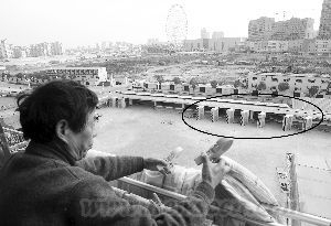 南京天润城一超市搞装修装50台空调 楼上住户闹心