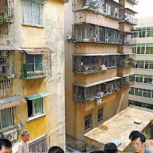 广州“学位房”家长挤破头 频换主轮番装修