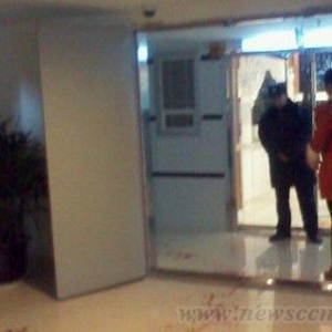 成都红星美凯龙一设计师被砍8刀 事件原因调查中