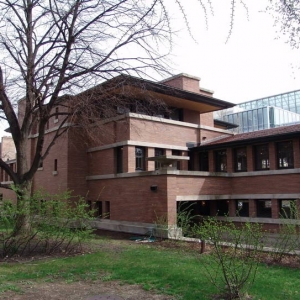 ֥ӸޱסլRobie House