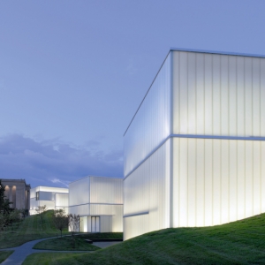 ˹Nelson-Atkins