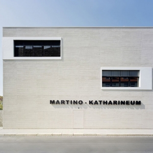 Martino-KatharineumѧMartino-Katharineum High School