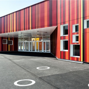 áѧУJean Moulin School