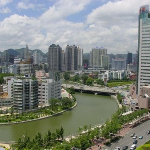 发令枪响 “低碳城市”切忌夺路狂奔