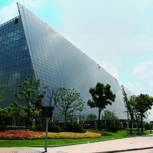 时评:需要超前的不是建筑本身