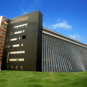 时评:城市健康发展应改变低收入者住宅建筑环境