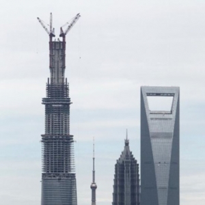 时评:还是不要“看楼入魔”