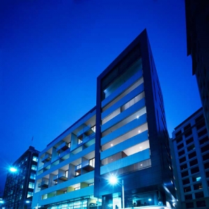 Ĵ Surry Hills Building