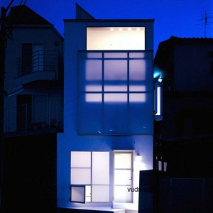 Long Tall Houseסլ