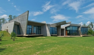 ϵRishikesh House