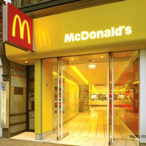 Ӣ
