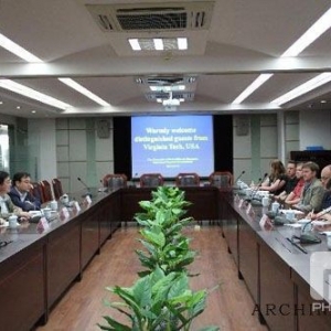 美学生海外环境规划考察团赴沪 侨办协调参观