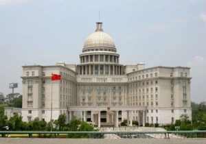 时评:山寨了建筑 山寨不了文化