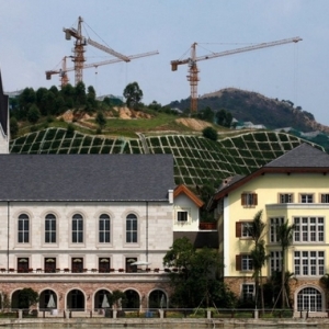 时评:谁是最不该迷恋山寨建筑的人