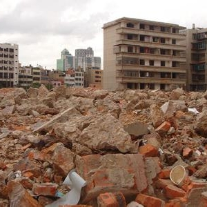 时评:建筑垃圾非法倾倒引发环境阵痛