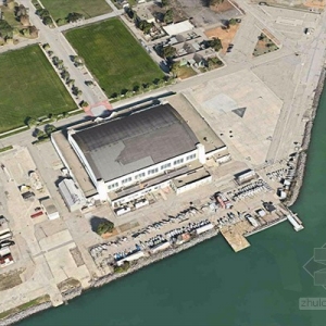 美国神秘漂浮建筑被证实是谷歌移动玻璃展览室