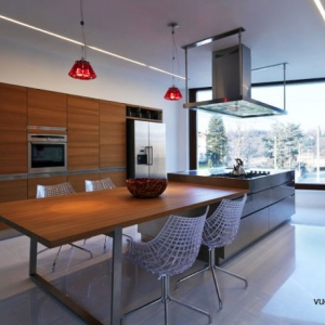 Duilio DamilanoB-House
