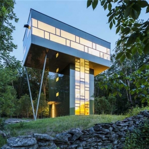 ŦԼThe Tower House