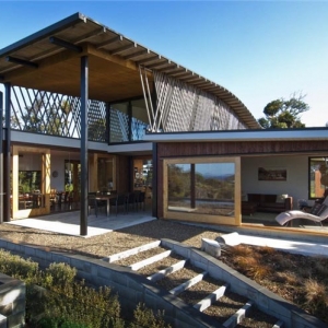 Ŭ³СݣNgunguru House