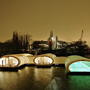 ԡӾBadeschiff