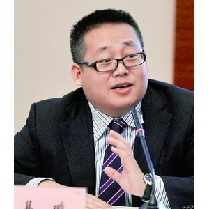 易鹏:解决“城市病”要合理降低一线城市优势