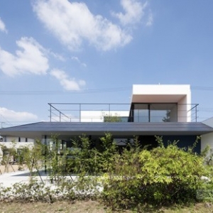 阿波罗建筑师事务所设计的日本滨松有发廊的别墅
