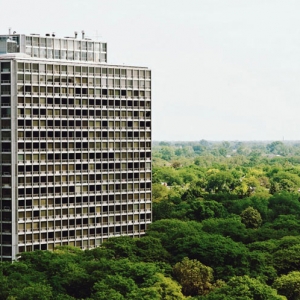 ع԰סլLafayette Park
