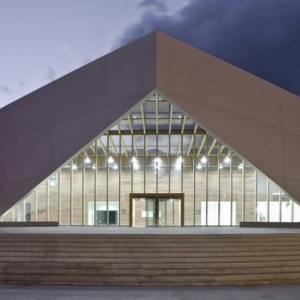 ˹ʥģCarlos Santa Mara Center
