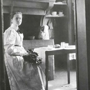 Julia Morganٻ2014AIA